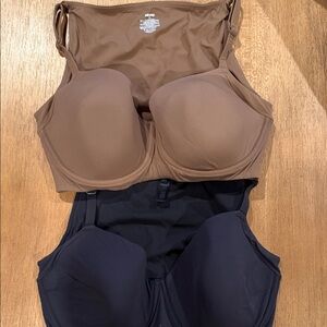 SKIMS Sculpted full back coverage Brown and Black Bra Set